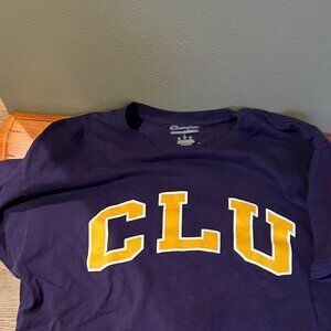Californi Lutheran University large champions T shirt